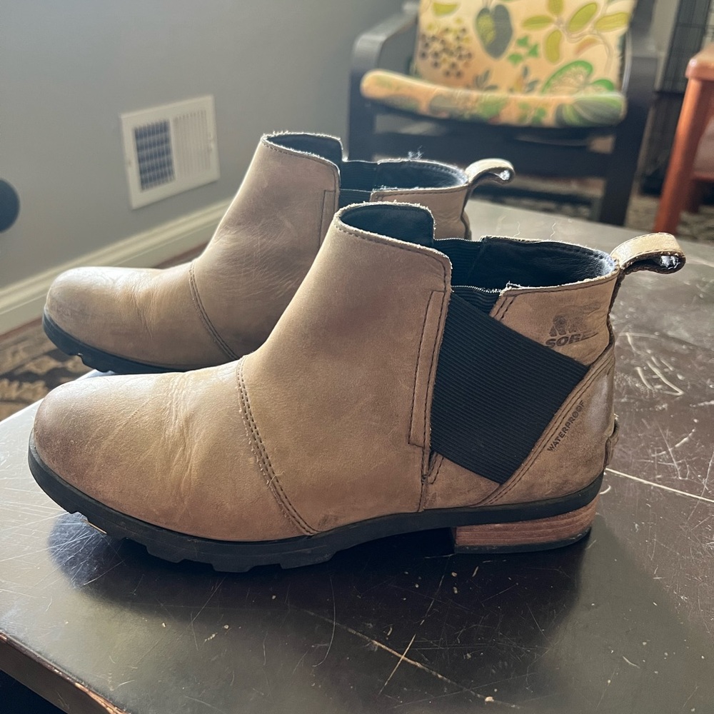 SOREL Emelie Ankle Boots